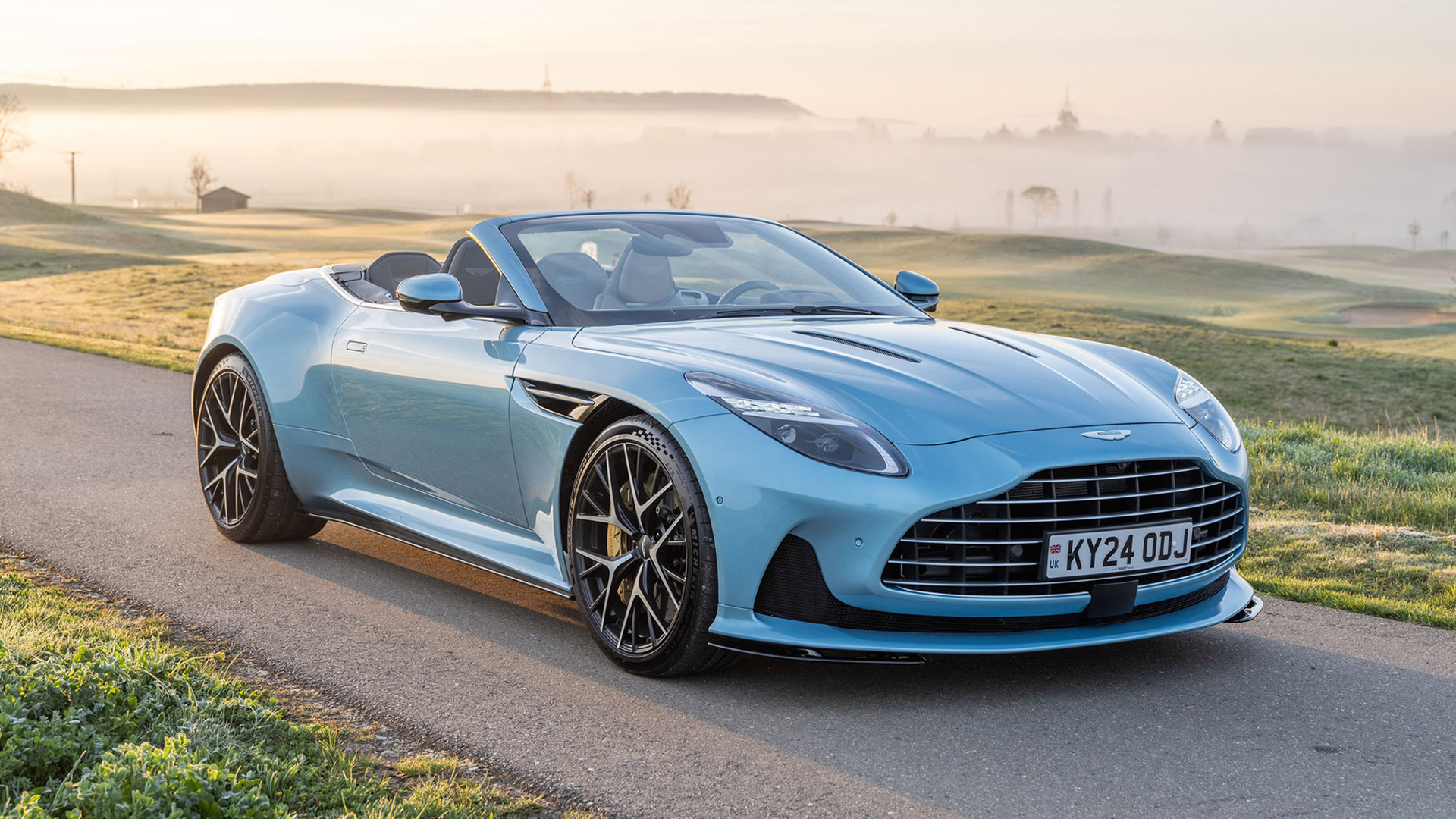 DB12 Volante Dashboard