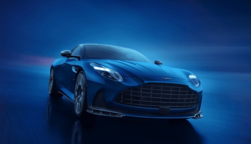 Aston Martin DB12 S Tanıtıldı: Daha keskin, daha güçlü, daha etkileyici
